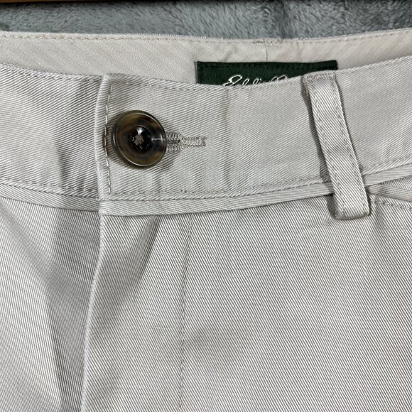 VTG Eddie Bauer Shorts Mens Size 28 Beige Wrinkle-Resistant Cotton Pockets Chino - Picture 2 of 9